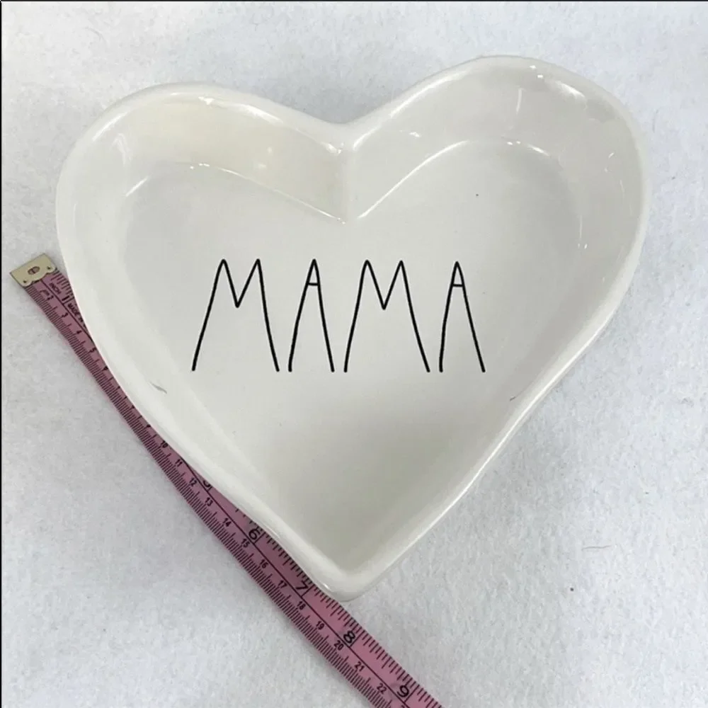 NWT Rae Dunn ceramic MAMA heart dish